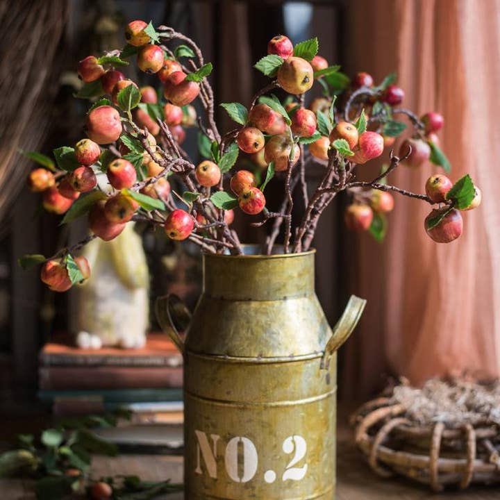 Mini-tiges de pommes artificielles rouges de 23 pouces de haut pour la vente par Rustic Reach