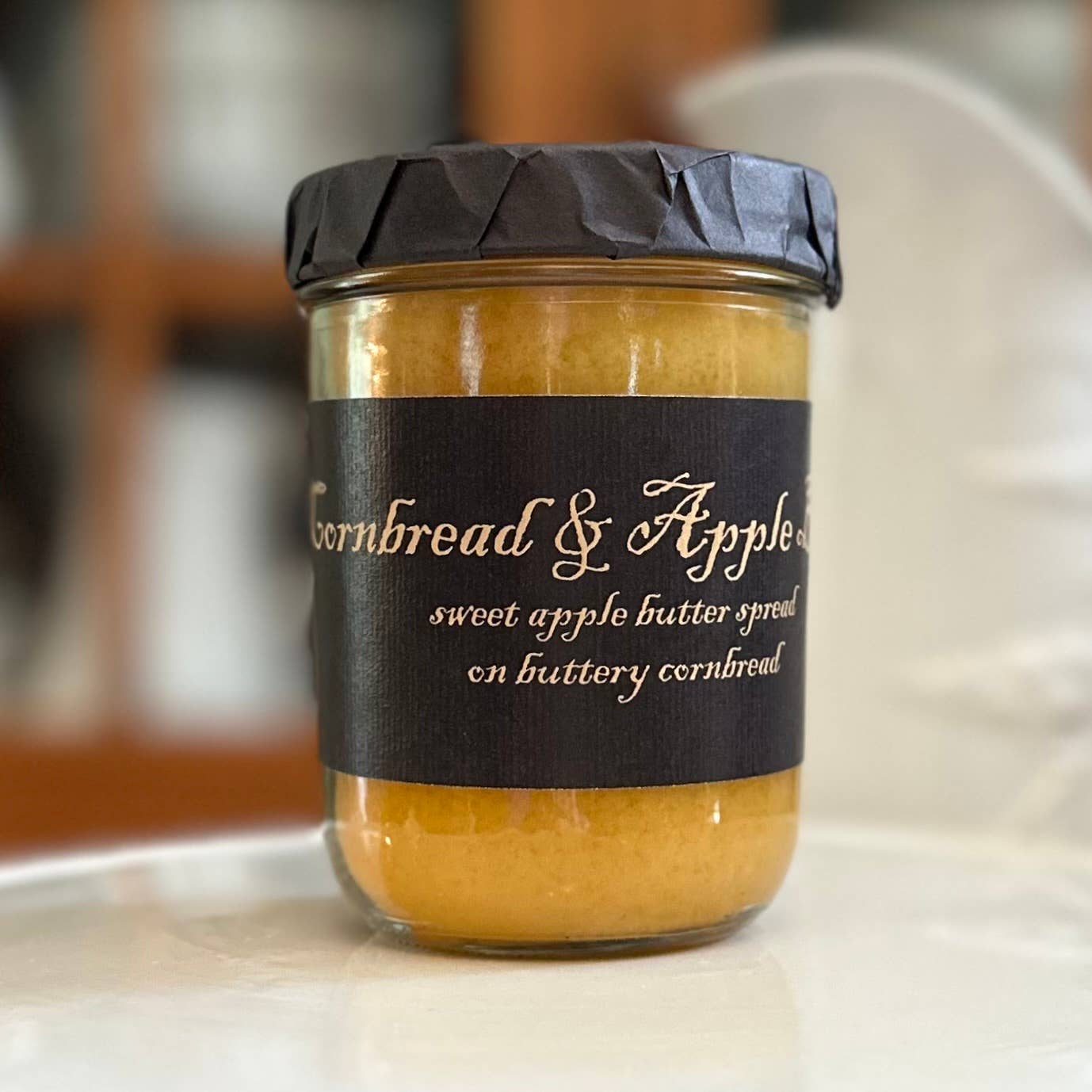 Black Label Candles - Vendita all'ingrosso Candela in vasetto - Pane di mais e burro di mele | Barattolo da 16oz1