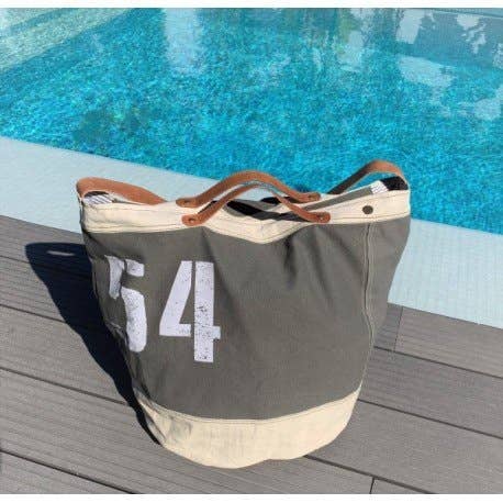 Casa Natura Design SL - Wholesale Beach Bag - Round Canvas Bag with Double Leather Handle and Zipper - CHLOE CL48