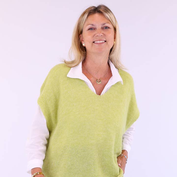 Cadenza Italy Ltd - Wholesale Knit Sweater - Women's - Alpaca Blend V Neck Tunic10