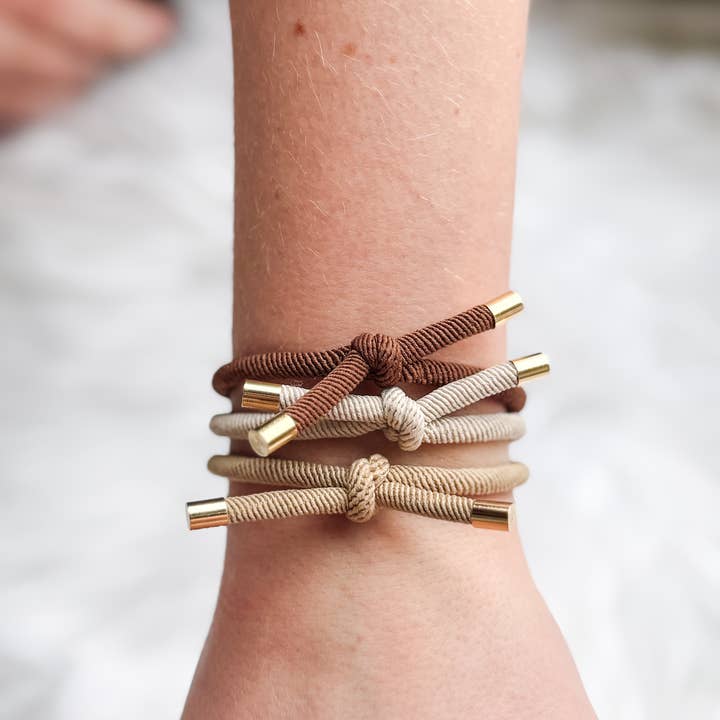 Scented By Elle - Wholesale Jewelry Set - Neutral Hair Tie/Bracelet Trio1