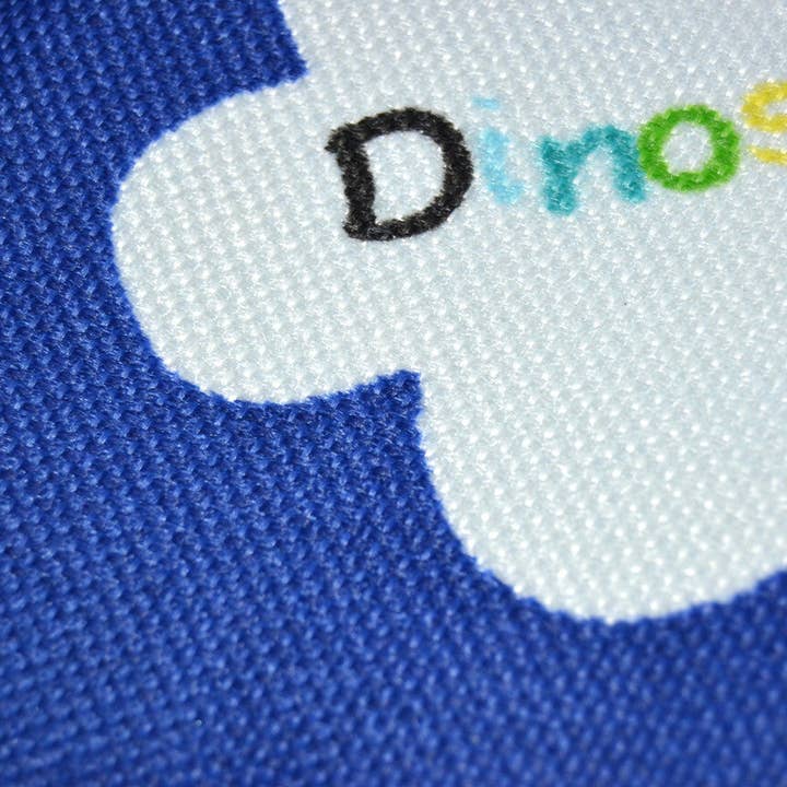 BOD HOME – wholesale Gardin – MÖRKLÄGGNINGSGARDIN MED TECKNAT TRYCK - BLÅ DINOSAURIE 140*260cm3