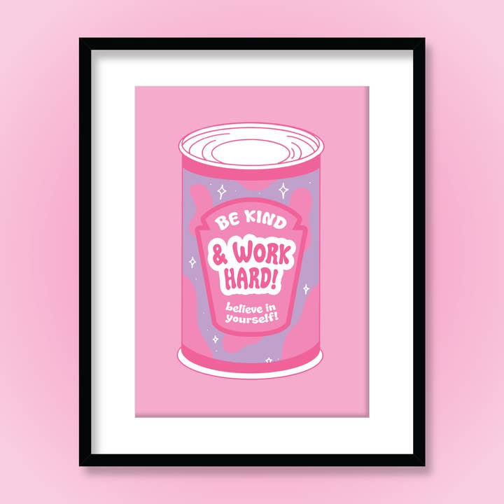 Y2K være venlig suppe kan Groovy inspirerende kunst Print for engroshandel hos Ruby Roller Art