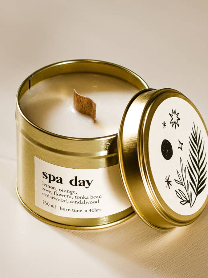Spa day large scented candle with wood wick, 250 ml for wholesale by LIMA Cosmetics