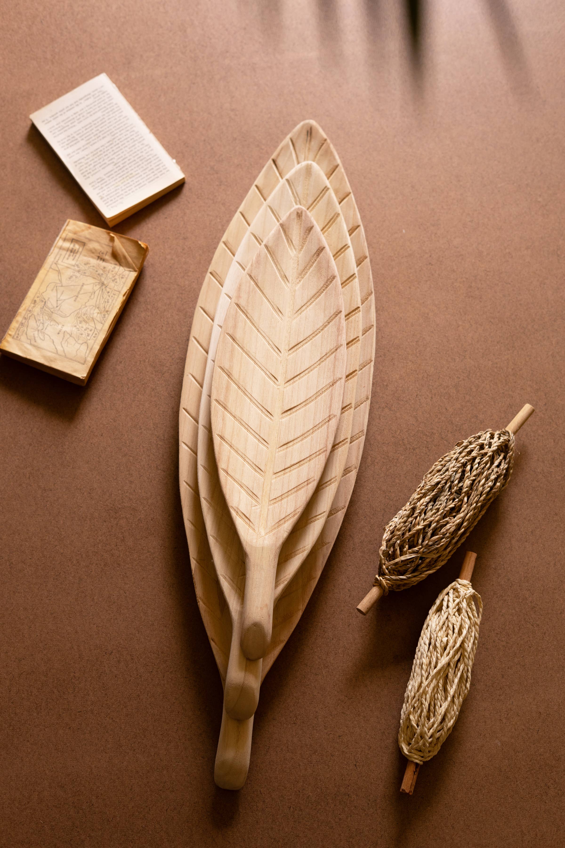 Natural SET OF THREE WOODEN LEAF TRAYS  for wholesale on Faire4