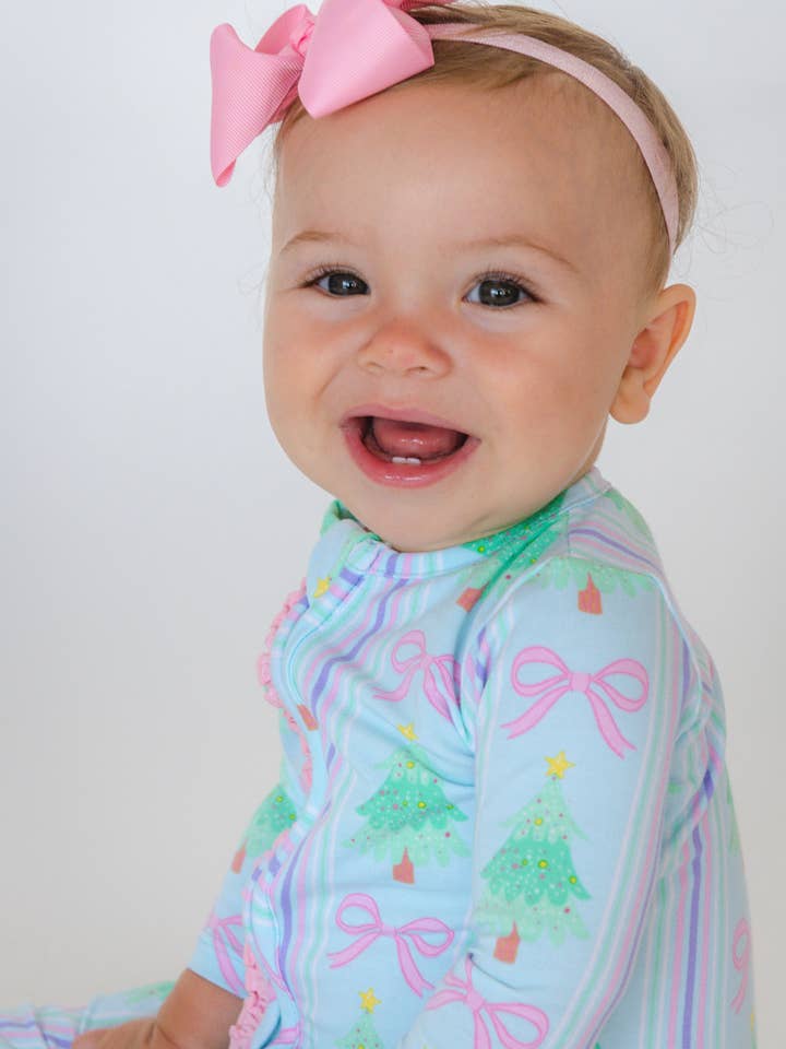 Blue SoftSnooze™ Baby Girls Cotton Modal Merry Bow Dreams Footed Ruffle One Piece Pajama
for wholesale on Faire1