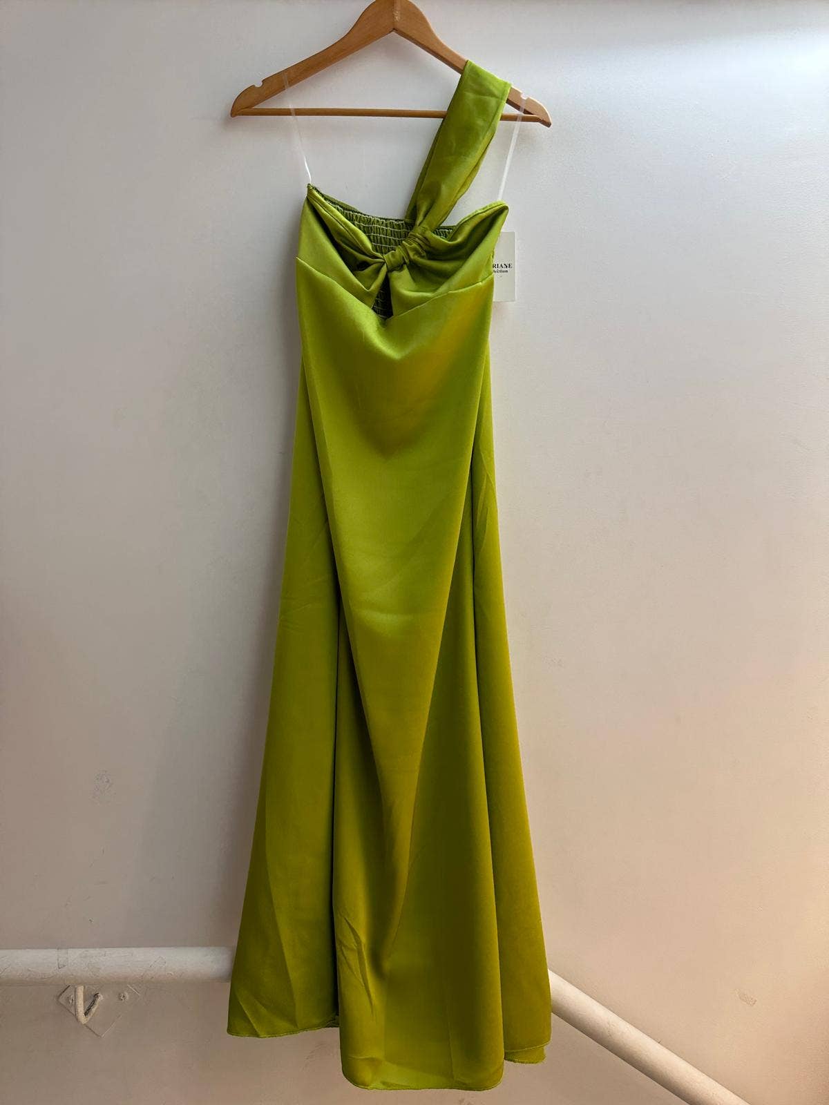 LORIANE – wholesale Dress – Women's – 6077 Long plain dress2