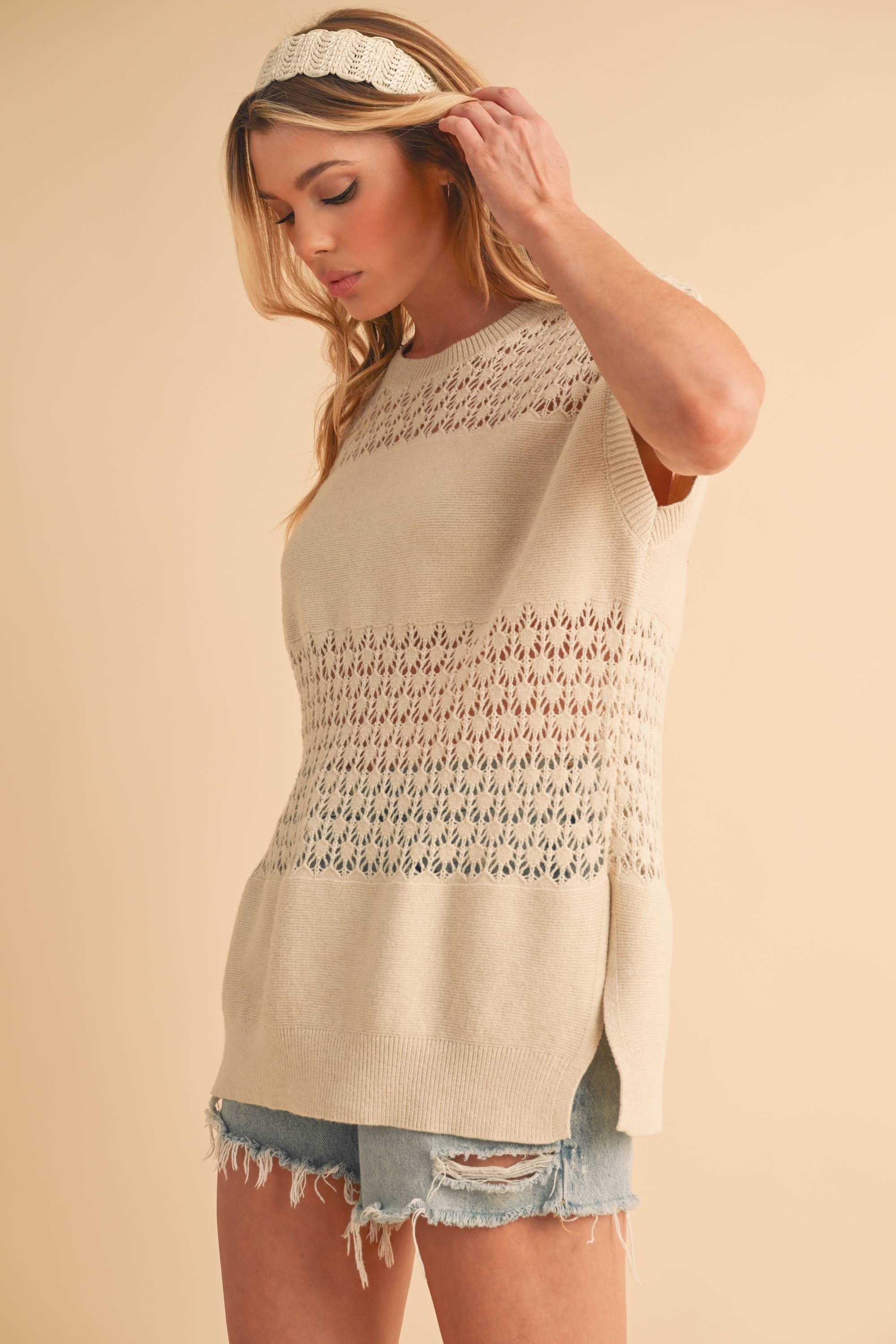 AEMI + CO – wholesale Stickad topp - Dam – 3231FN Ameena Öppen Stickad Meshlinne 120