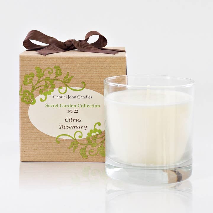 Bougie au romarin aux agrumes pour la vente par Gabriel John Candles