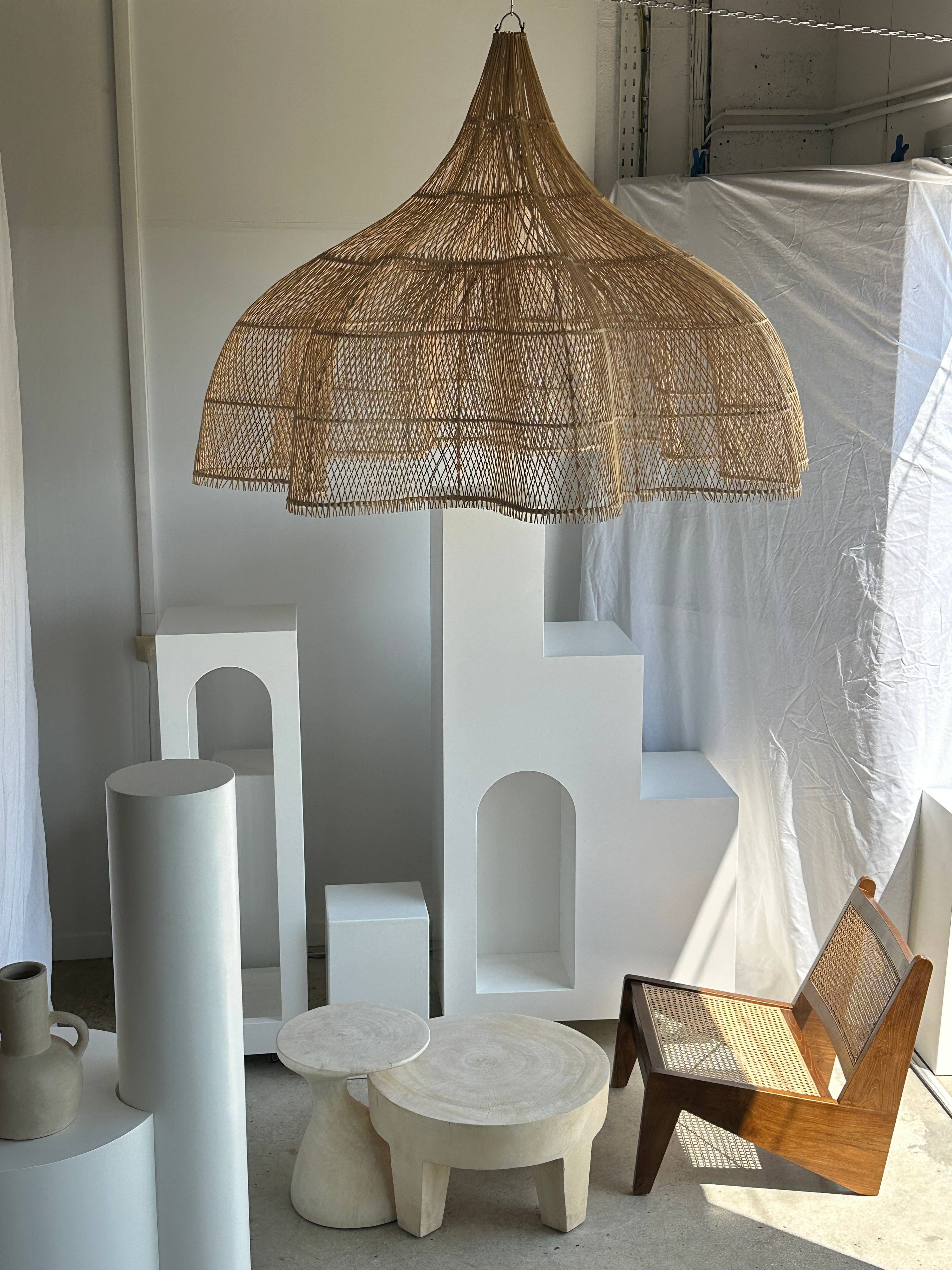 Office Objets - Wholesale Chandelier/Hanging Light - Immense rattan suspension in the shape of a flower, tulip, corolla H:1m; D:1m5049