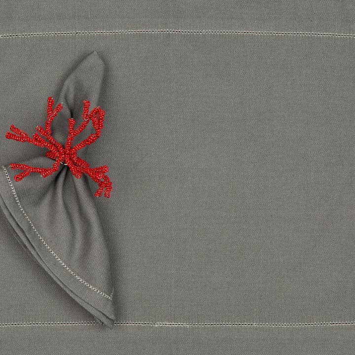 Håndperlede røde koralservietringe - sæt med 4 (kopi) for engroshandel hos Sidney Byron