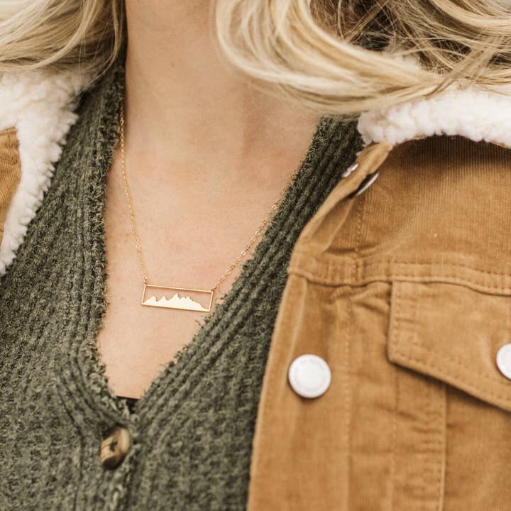 Made of Mountains - Vendita all'ingrosso Collana con ciondolo/pendaglio - Collana Teton Bar | Argento Sterling o Oro Riempito0