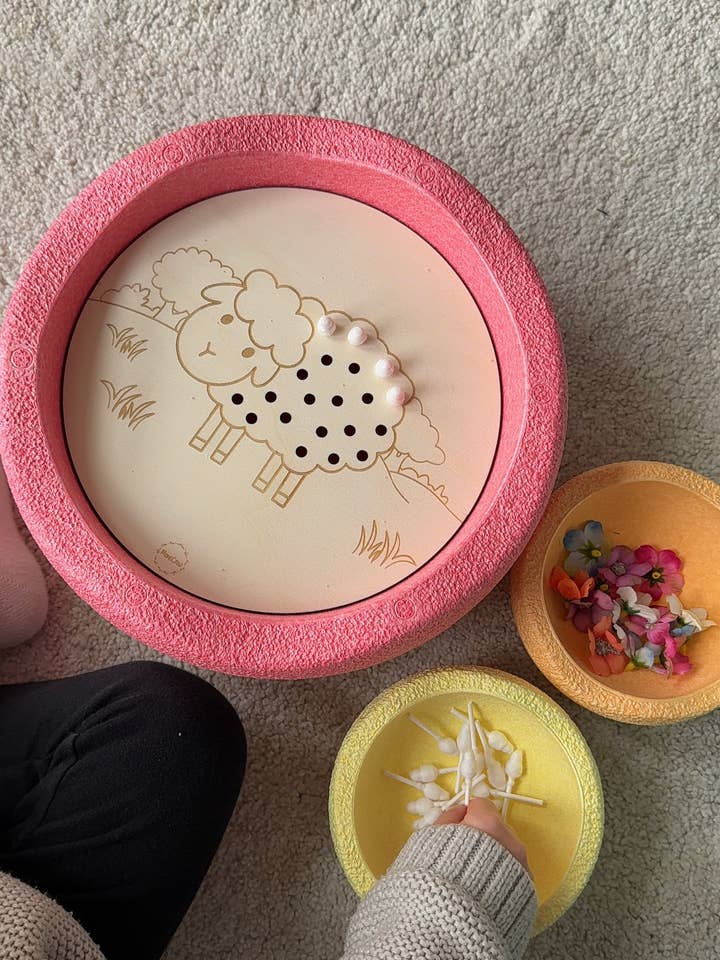 Piatto di attività Pecora (Stapelsteine) per la vendita all'ingrosso da parte di MomsCrew