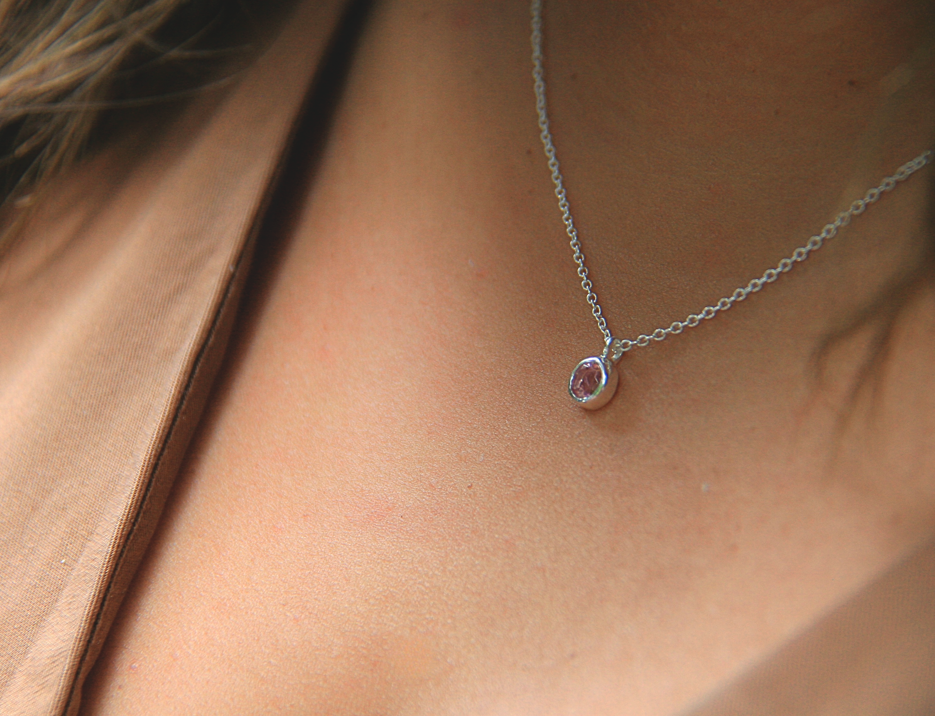 Heart and Lotus Sterling Silver Jewelry - Vendita all'ingrosso Collana con ciondolo/pendaglio - Collana con pietra di nascita di dicembre in turchese e oro2