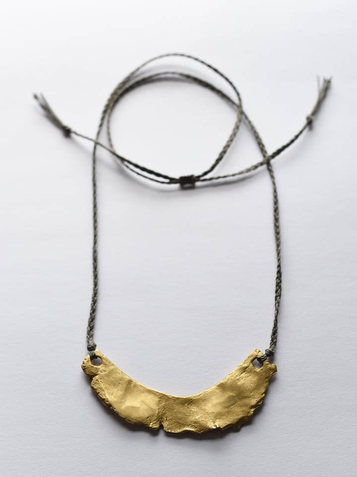 Collana con Ciondolo in Argilla Tornita per la vendita all'ingrosso da parte di AMiRA jewelry