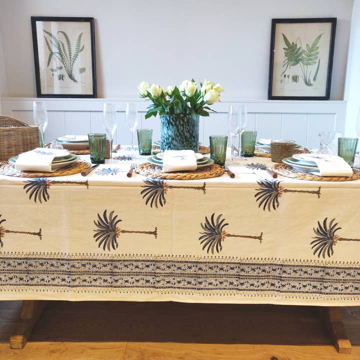 LNH EDIT - Wholesale Tablecloth - Palm Tree Blue XXL Tablecloth3