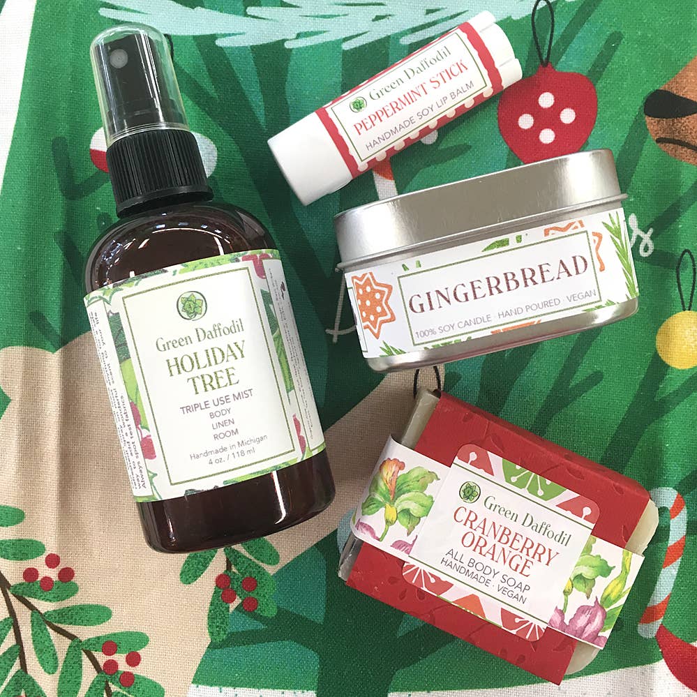 Green Daffodil Bath & Body - Wholesale Room & Linen Spray - Holiday Tree Room Mist - Christmas Tree Scent3