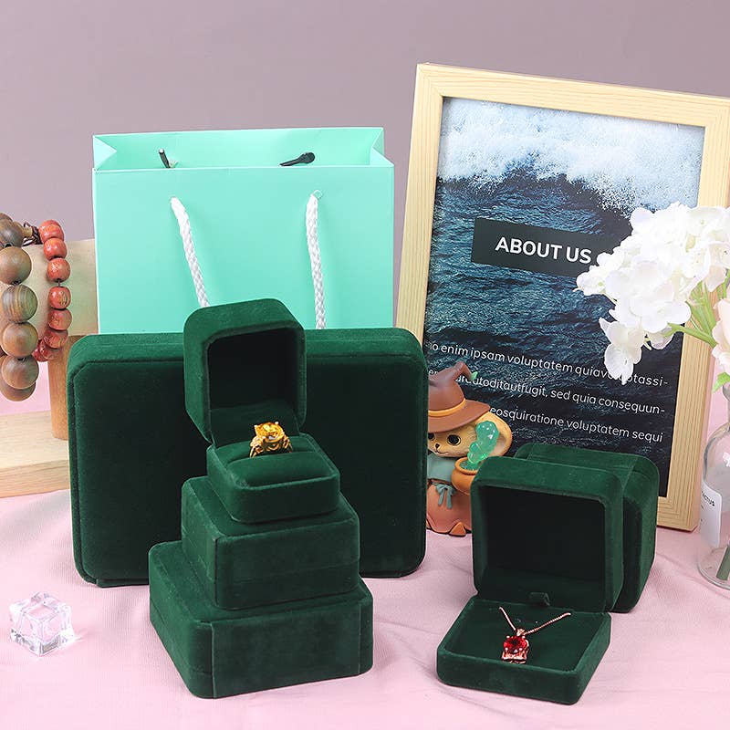Zakka - Wholesale Jewelry Box/Organizer - Velvet Jewelry Box Green Ring Pendant Necklace Earrings3