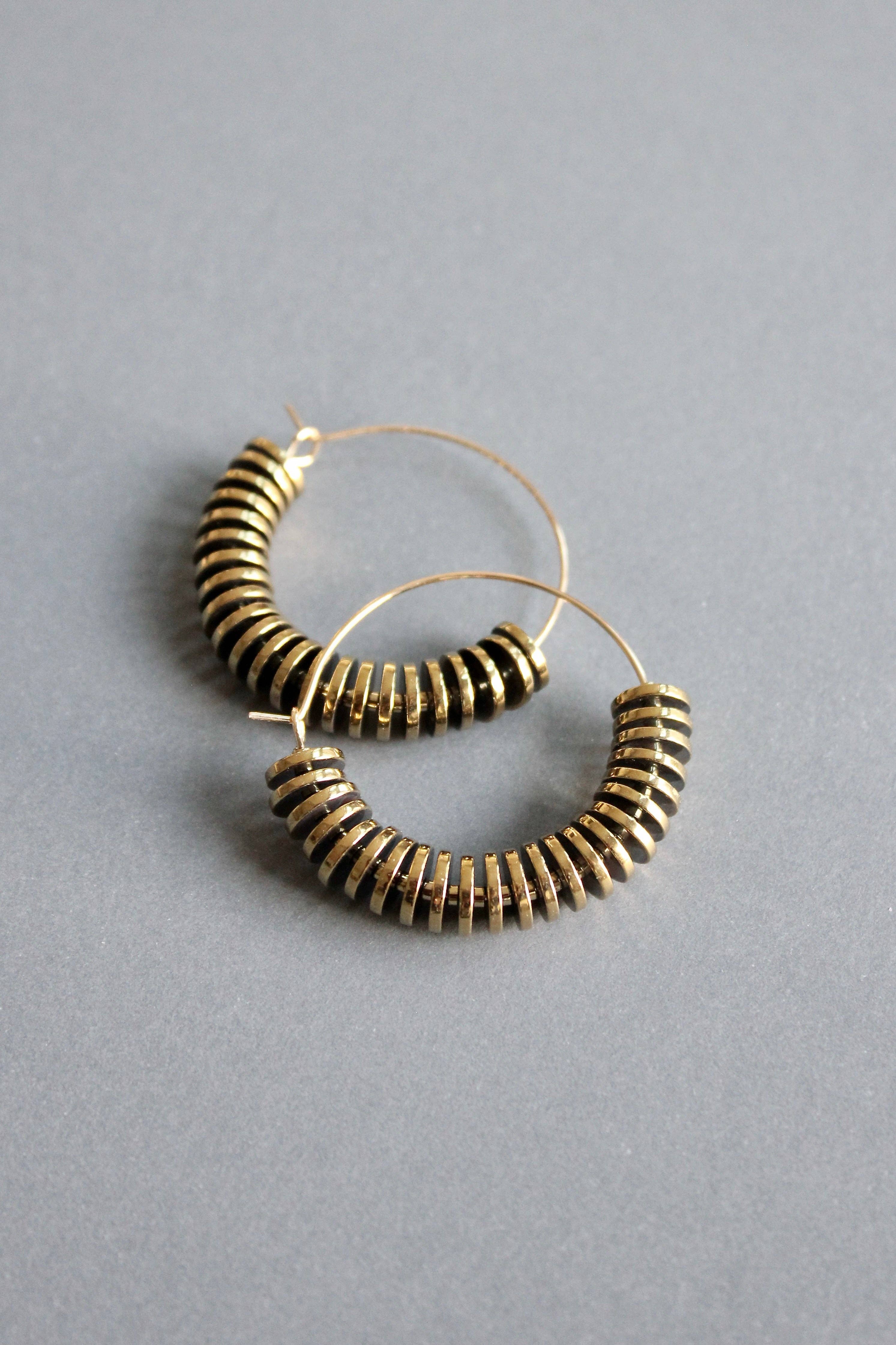 David Aubrey Jewelry – Engroshandel Hoops – ISLE07 Guld hæmatit hoop øreringe2