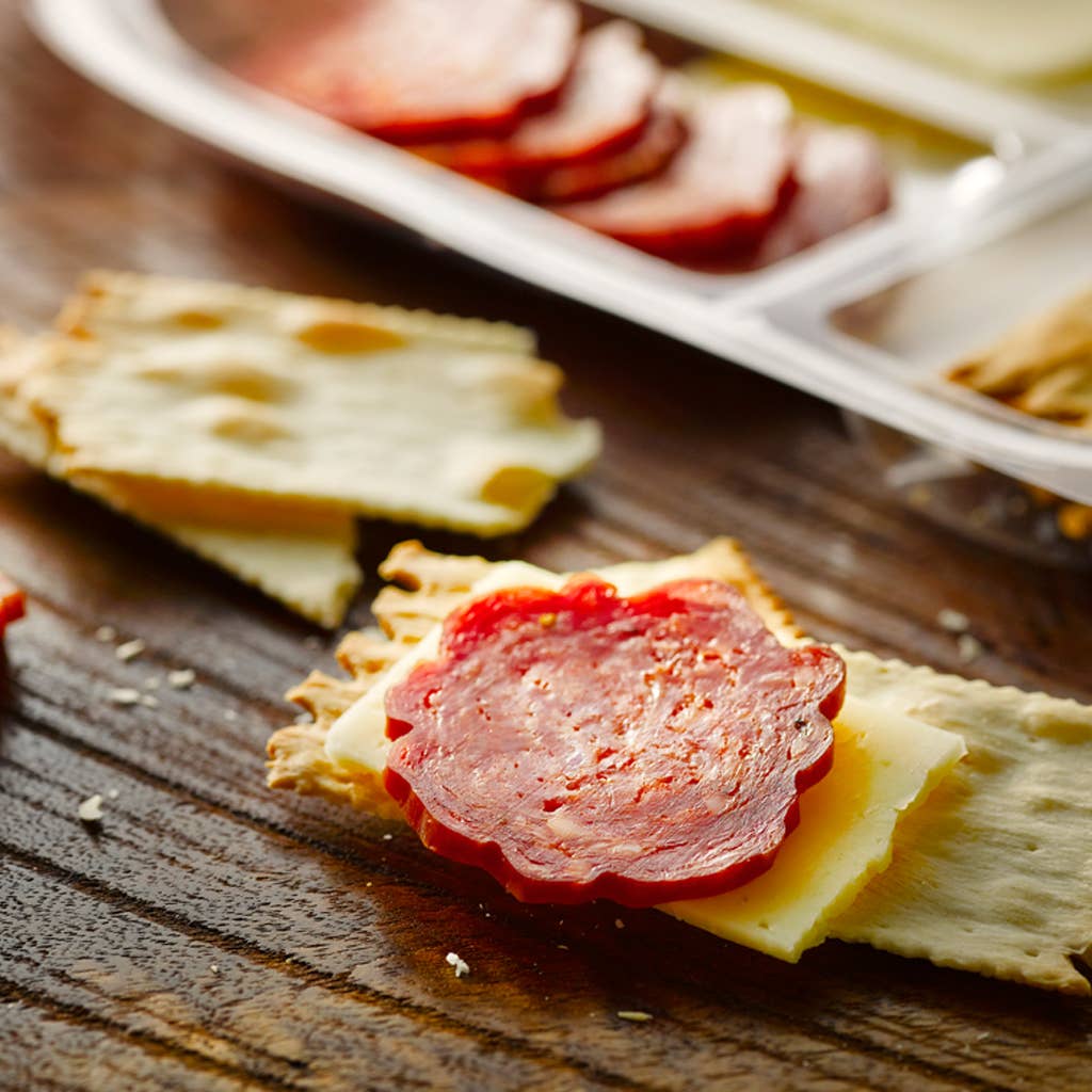 Olli Salumeria Americana - Wholesale Salami - Olli Preservative Free Habanero Pep Jack Snack Pack 10/2oz2