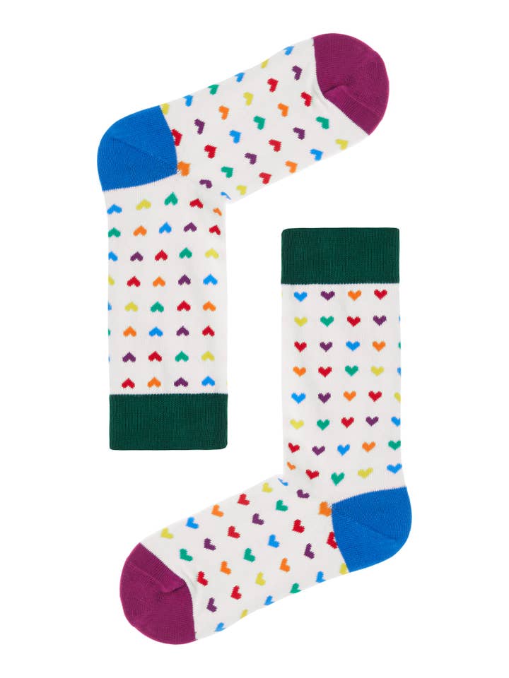 Natural Vibes – Großhandel Socken - Unisex – Herzen Bio Socken - Weiße Socken mit bunten Herzen, Hearts