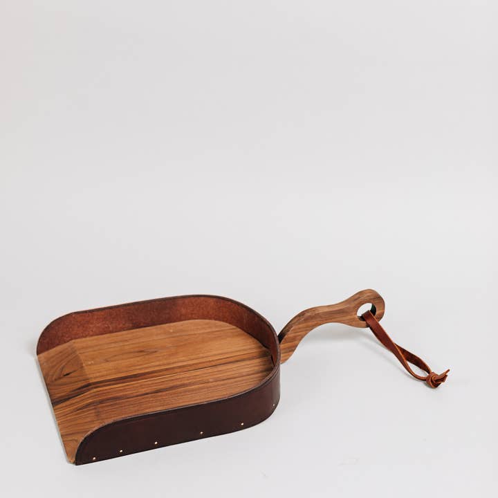 Millstream Home - Wholesale Dusting Brush & Duster - The Wood and Leather Dustpan