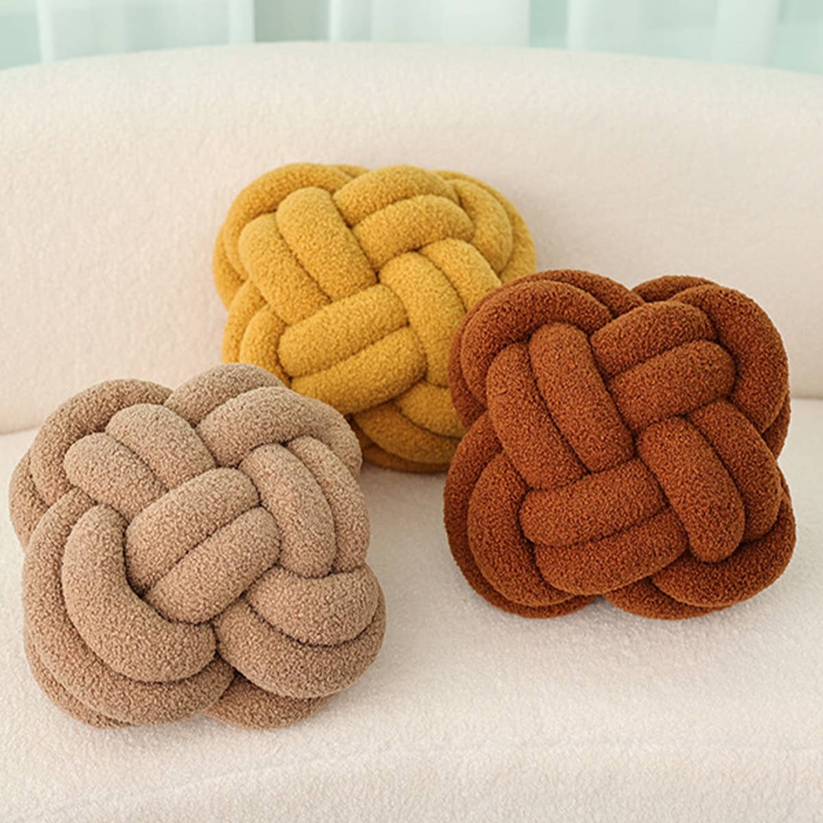 ACCITY - Wholesale Throw/Decorative Pillow - LAMB CASHMERE KNOTTED WOVEN PILLOW CUSHION_CWMM086110