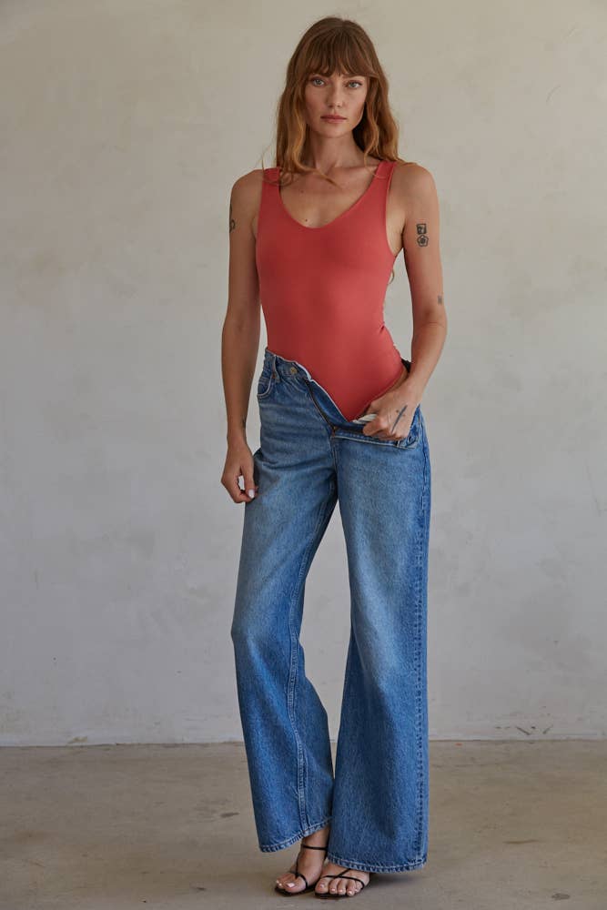 By Together - Vendita all'ingrosso Body - Donna - S1088 | Body senza maniche con scollo a V senza cuciture a doppio strato17