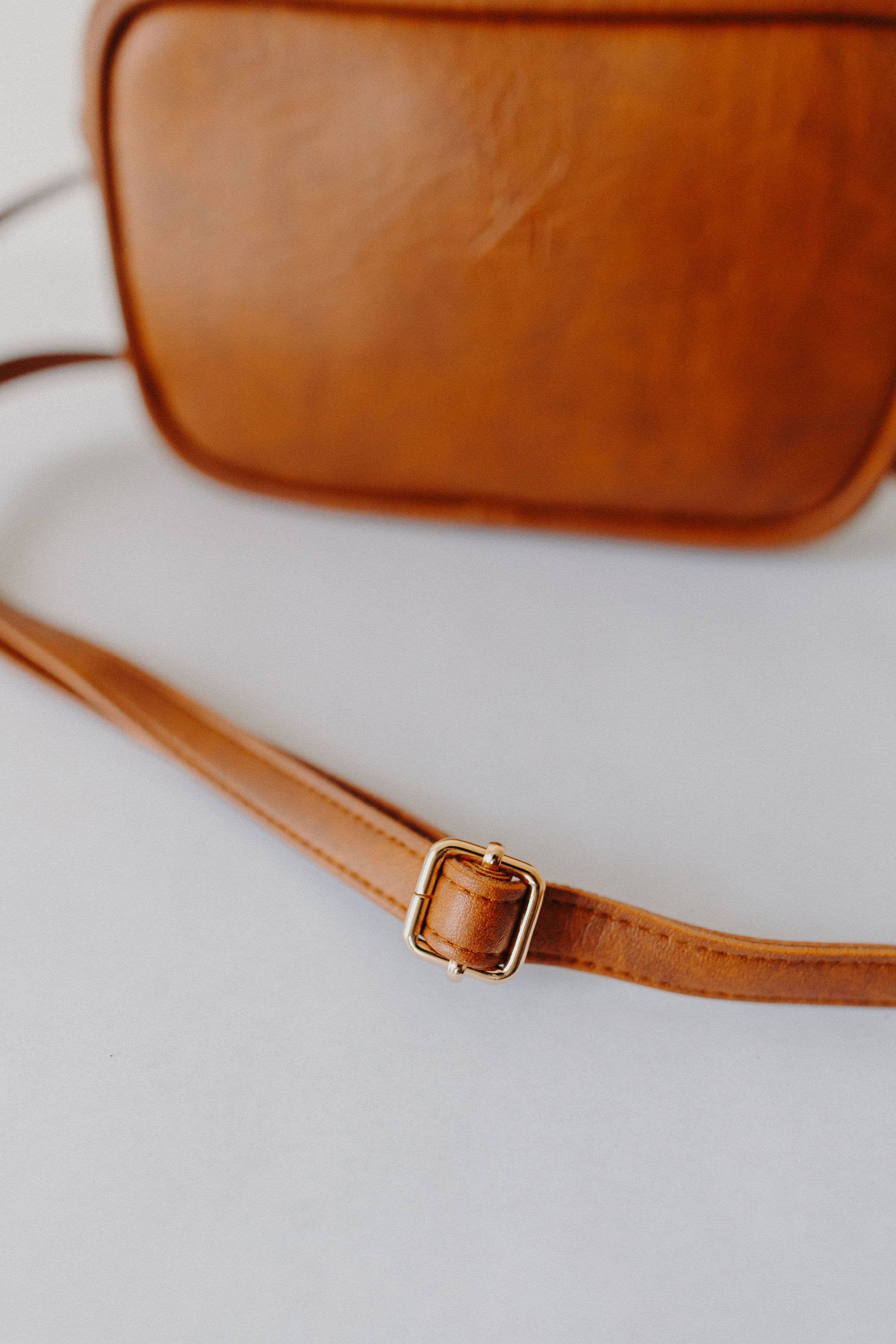 BYTAVI - Vendita all'ingrosso Marsupio - Donna - Marsupio da donna minimalista moderno Mao marrone11