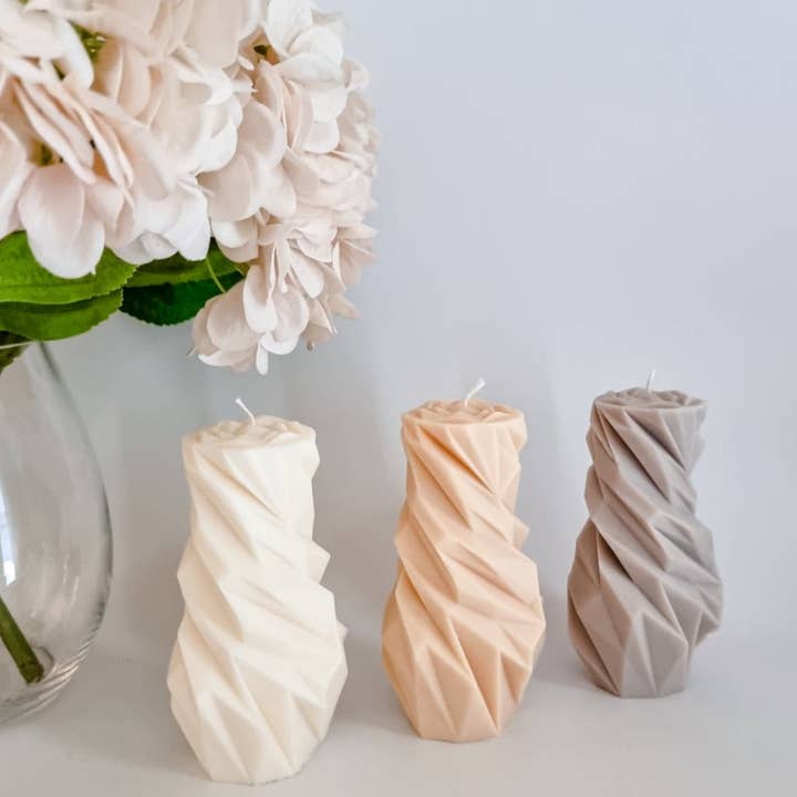 Luna pelare ljus för wholesale av Iconic Candles