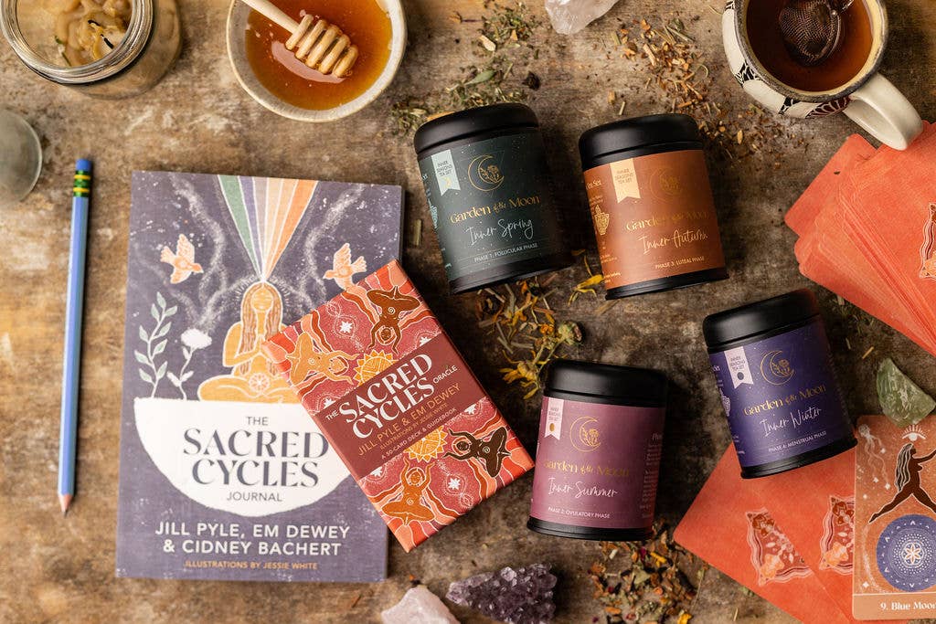 Garden of the Moon - Wholesale Tarot Cards - Sacred Cycles Oracle Deck | Divine Feminine Cyclical Wisdom7