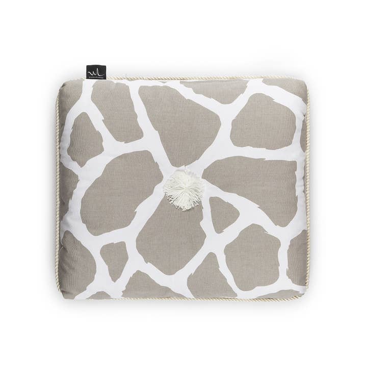 Kapok cushion Giraffe for wholesale by Wilma & Louise