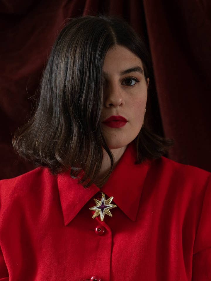 Collana a stella singola, rosa per la vendita all'ingrosso da parte di Fizz Goes Pop