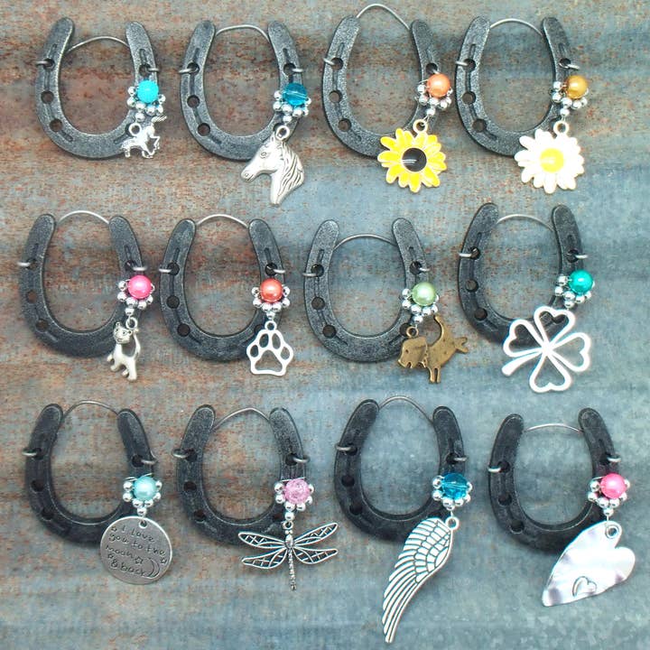 The Lucky Horse Company - Venta al por mayor Expositor - Hogar - Programa de exhibición completa de 96 mini zapatos Lil Bit - MÁS VENDIDOS