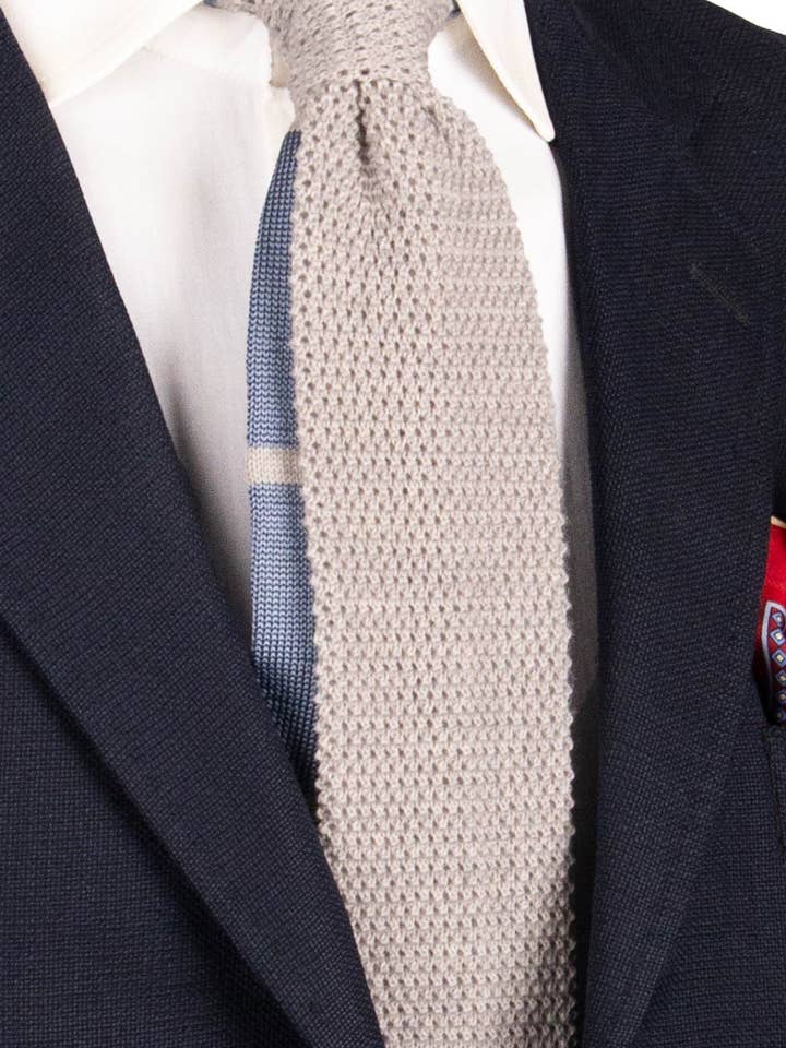 Light Grey Wool Silk Knit Tricot Tie with Small Avio Contrast Blade TRI752 for wholesale by Graffeo Cravatte