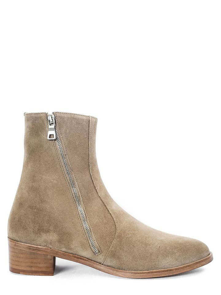 CLASSIC STOCKHOLM BOOT IN CIGAR SUEDE for wholesale by Carl Antonio