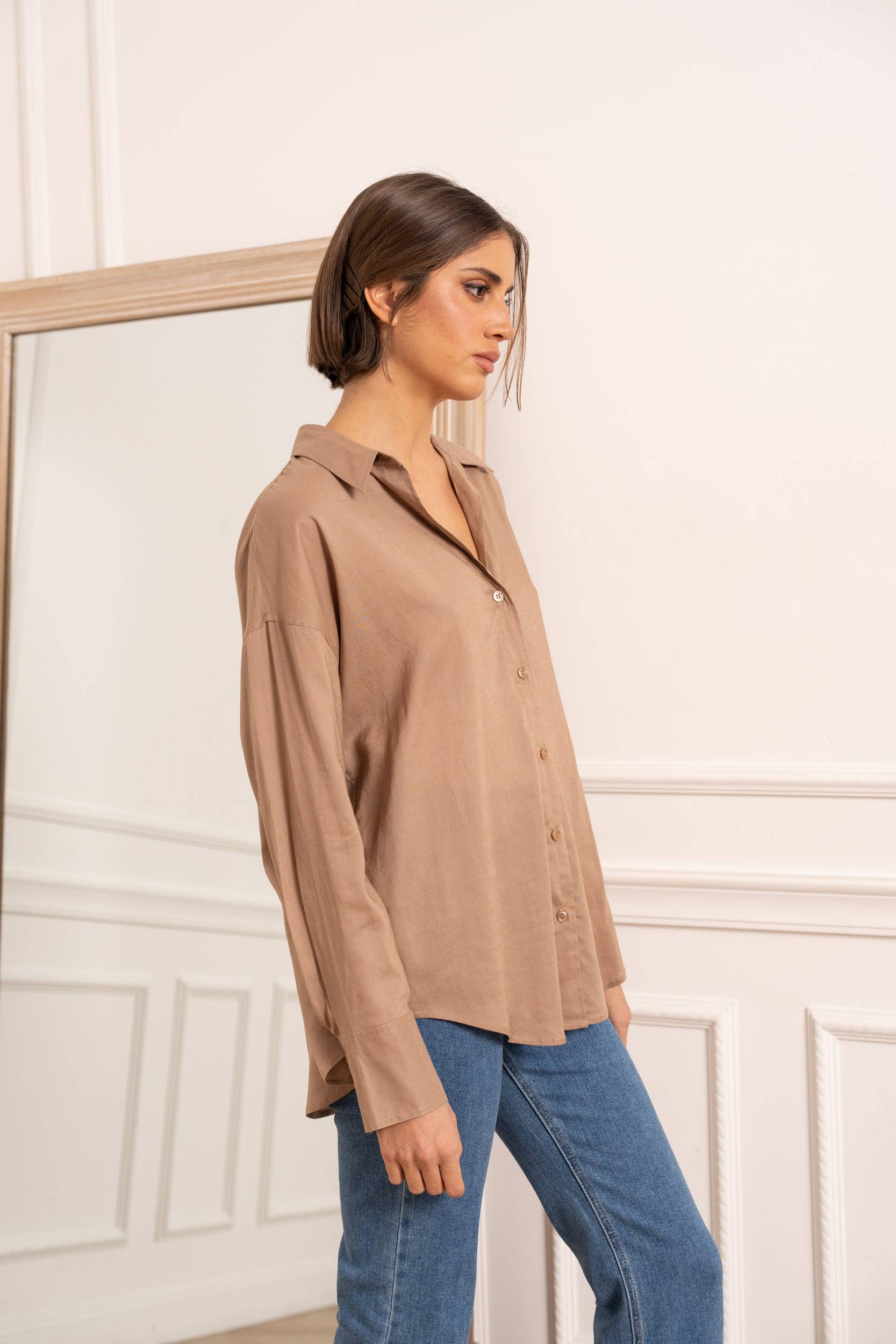 Attentif Paris - Vente Chemise à col boutonné – femme - Chemise unie avec col à revers avec du lin10