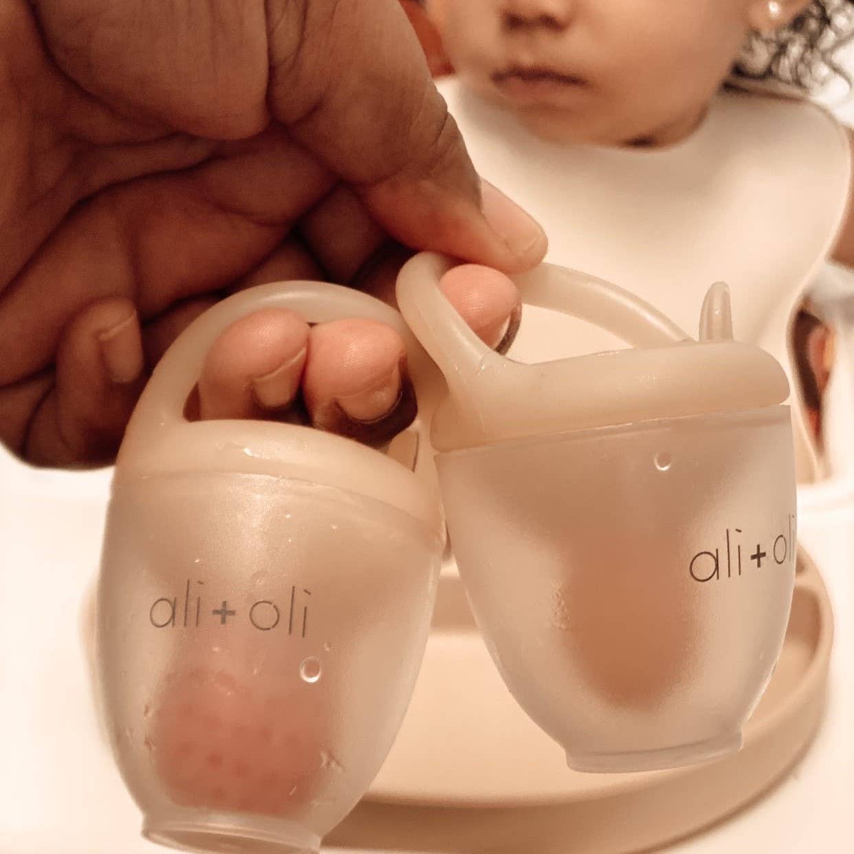 Ali+Oli - Wholesale Feeding Set - Baby - Silicone Food & Fruit Feeder (2 sizes) Oat & Coco11