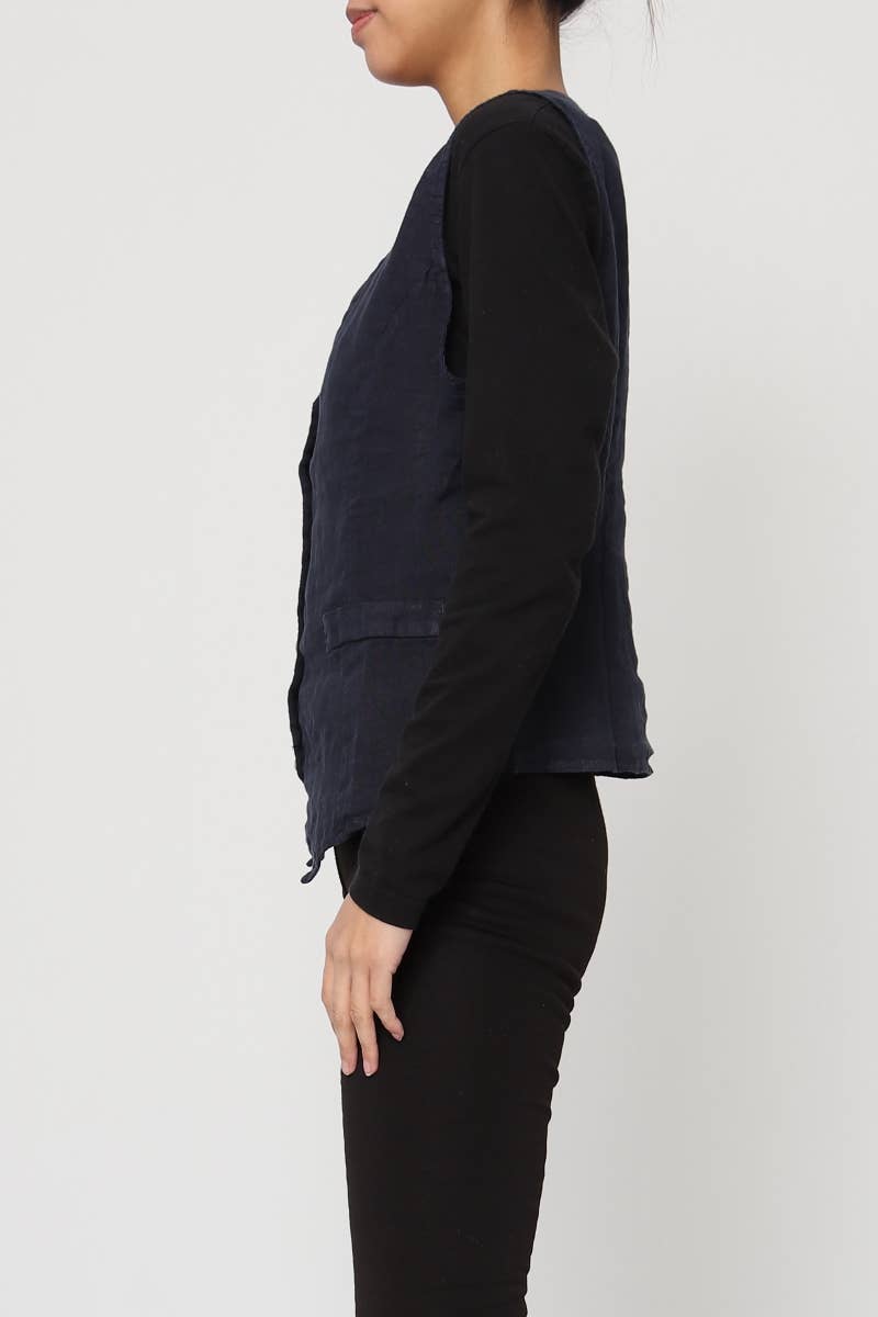 LÉA & LUC - Wholesale Button Down Shirt - Women's - Sleeveless shirt in 100% Linen REF. 51465