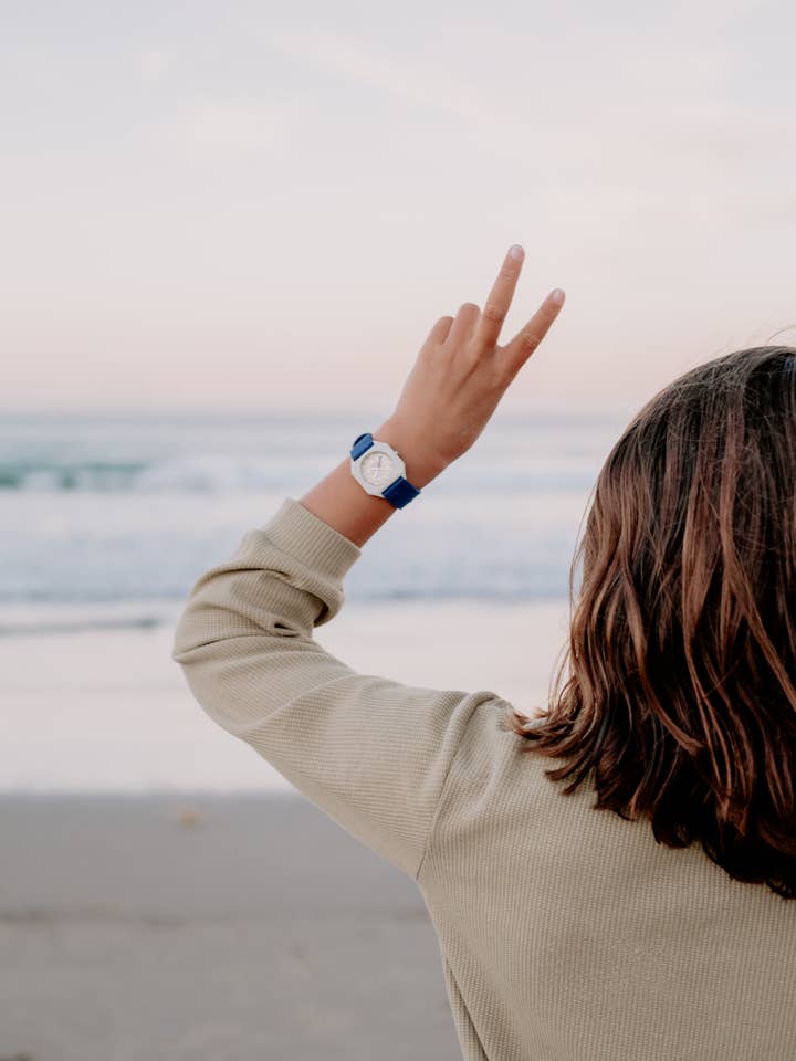 Pistachio Waffle Henley Tee for wholesale by Le Edit