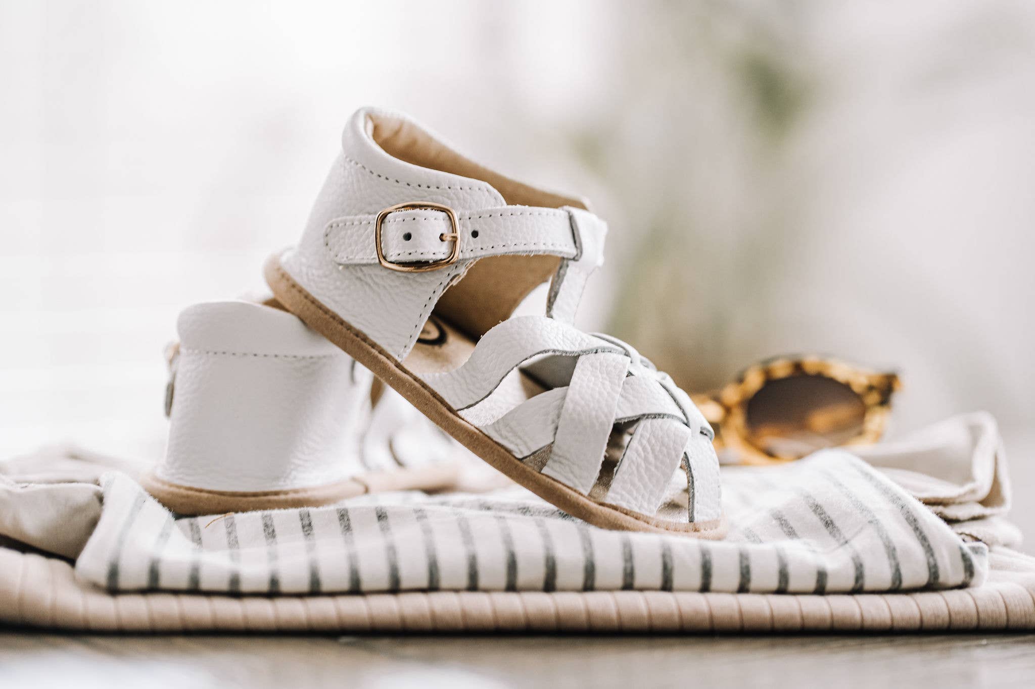 kids footwear wholesale