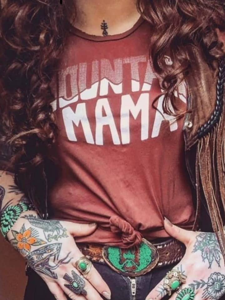 Mountain Mama Womens Tee Rust/Wht for wholesale by Bandit Brand
