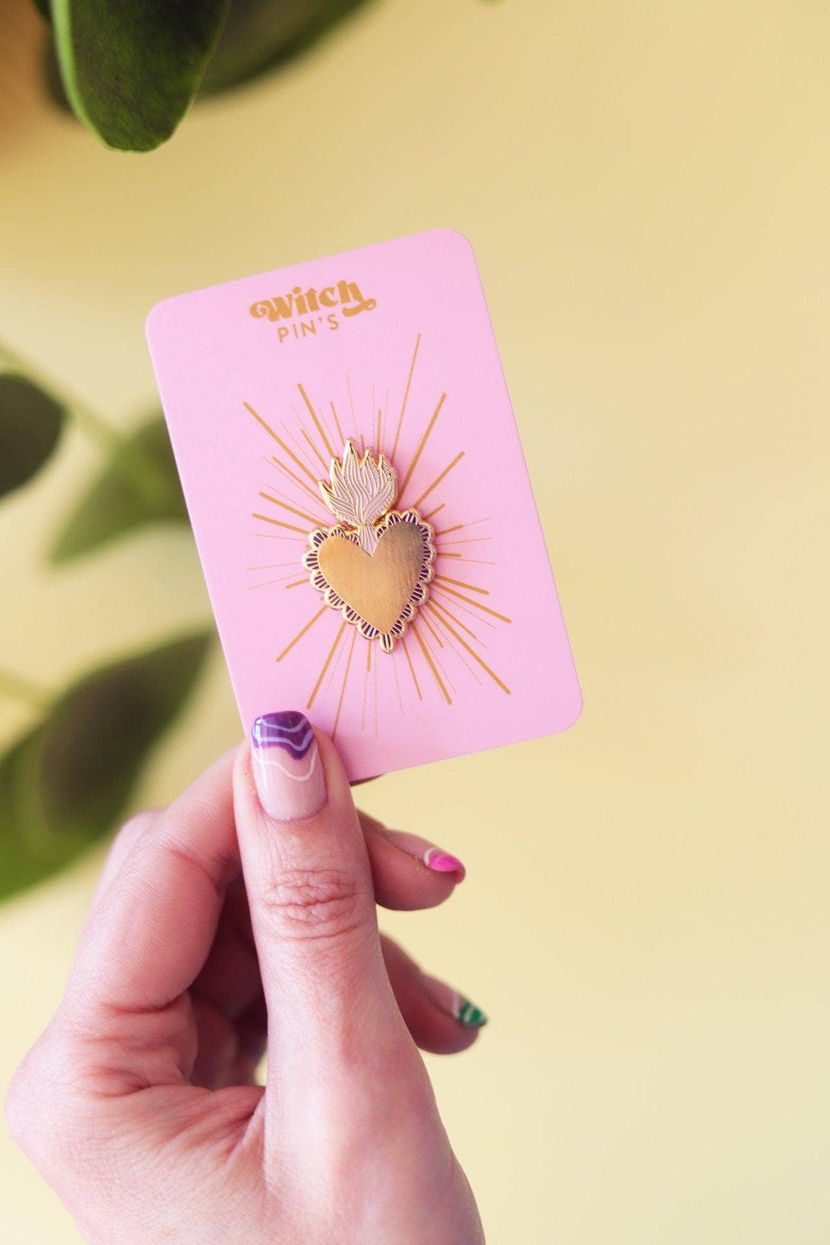 Poulette Magique - Wholesale Lapel Pin/Button - Maternity - Magic ex-voto pin0