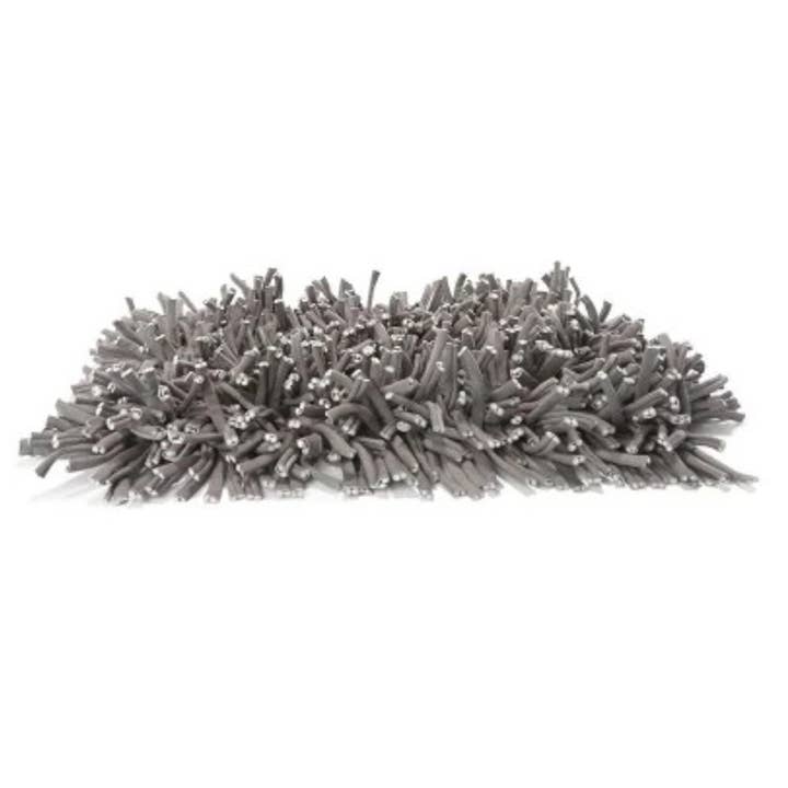 PAW5 – Großhandel Futtermatte für Haustiere – Hund – Eigenschaften der Wooly Schnüffelmatte1