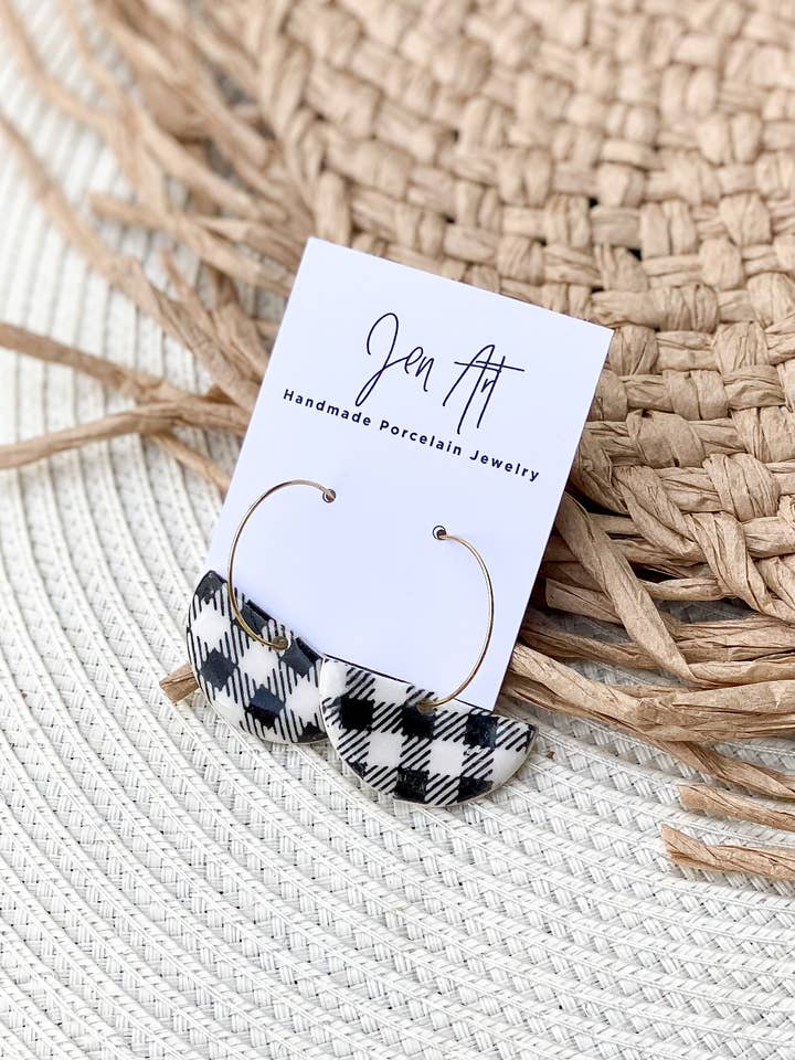 Buffalo Plaid Semi Circle for wholesale by JenArt