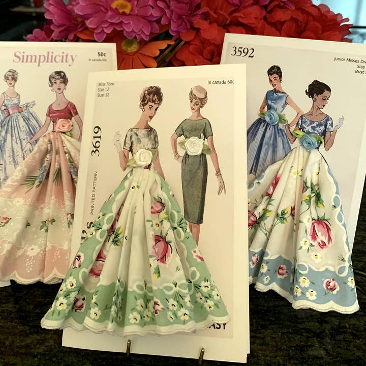 MOMENTS IN THYME - Wholesale Everyday Greeting Card - Fashion Ladies Keepsake Hankie Cards 2