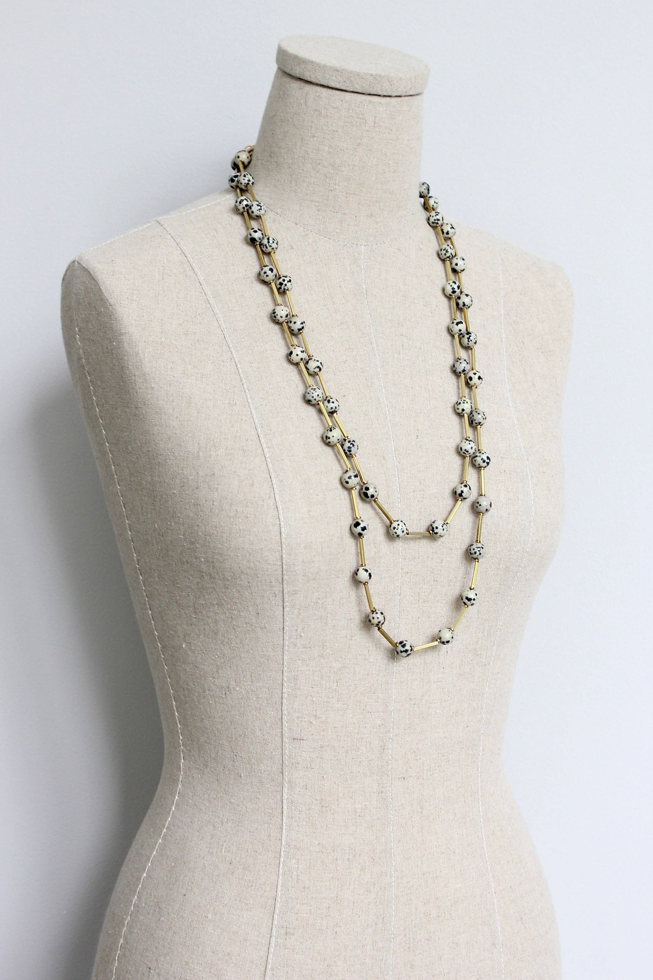 David Aubrey Jewelry – wholesale Beaded/pearl necklace – HYL160 Dalmatian jasper and brass necklace1