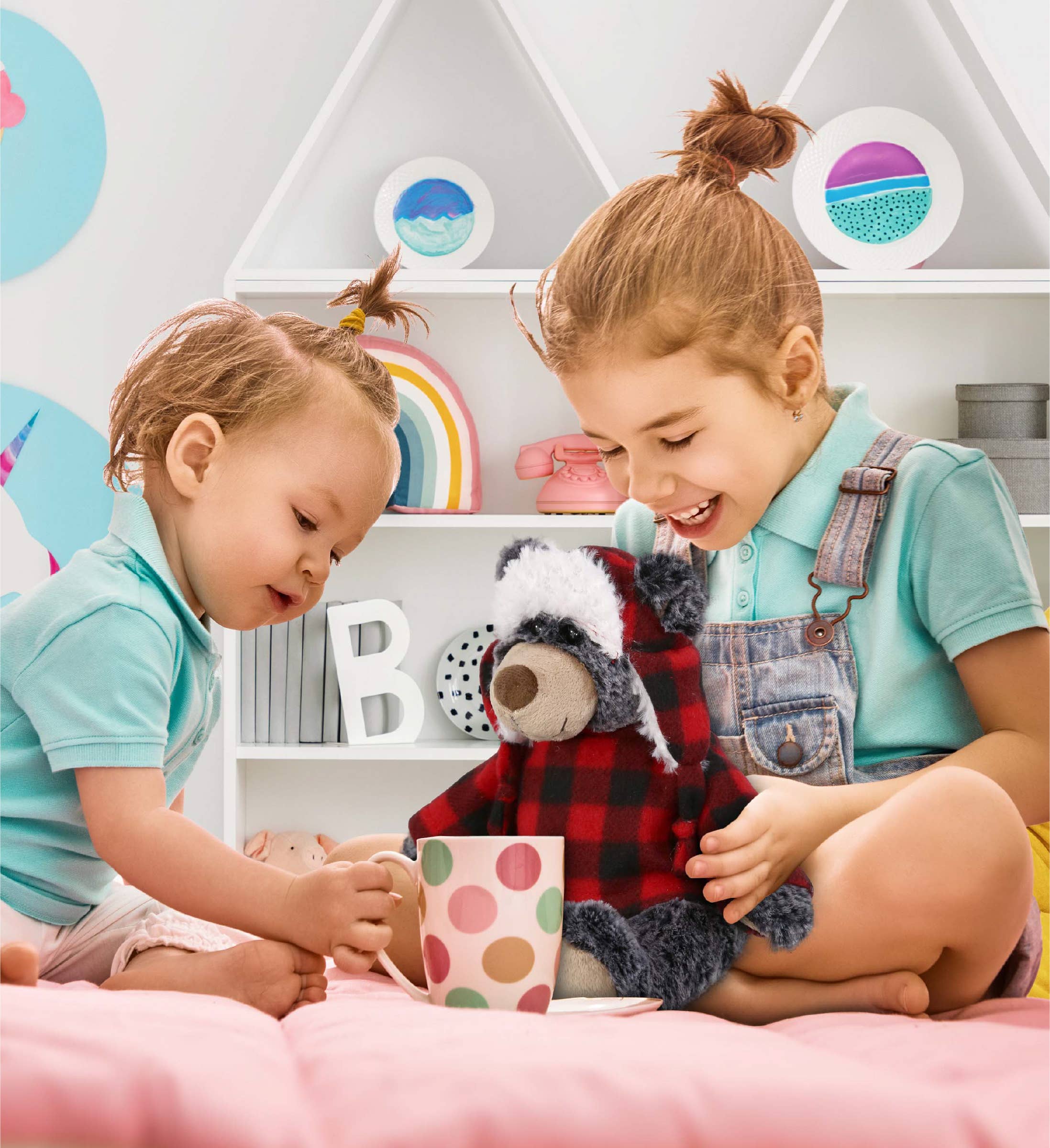 Cota Global - Vente Peluche – enfant et bébé - Super doux en peluche - Tenue à carreaux rouges - Ours noir4