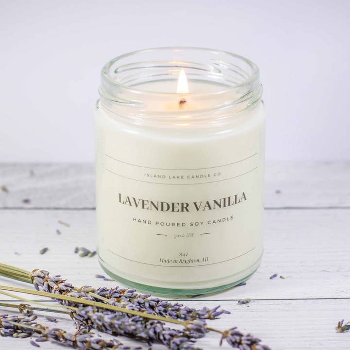 Lavanda Vaniglia per la vendita all'ingrosso da parte di Island Lake Candle Co.