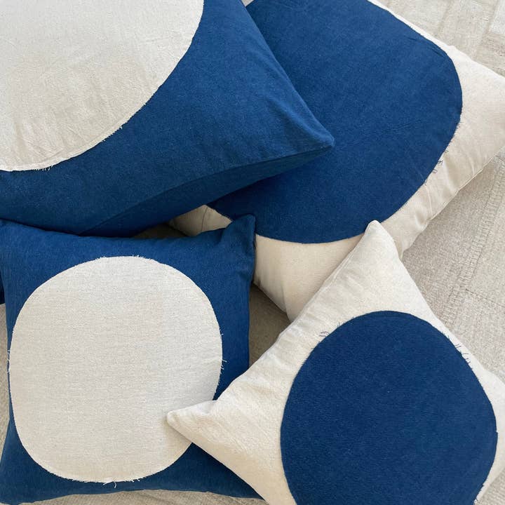Happy French Gang - Wholesale Throw/Decorative Pillow - White Moon & indigo Pillow 18x18in7